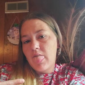 Meet your Posher, Krystal